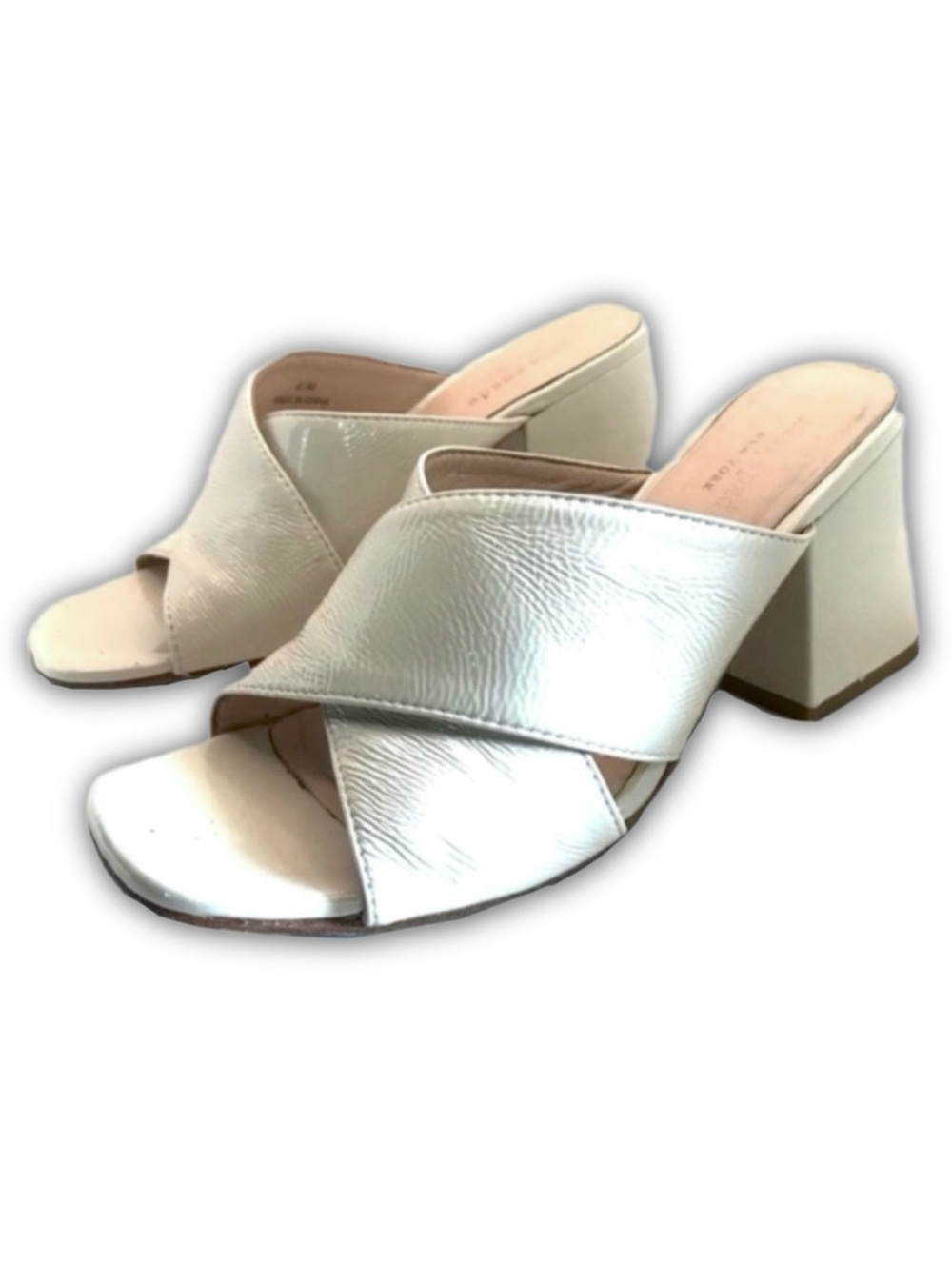 KATE SPADE BEIGE PATENT LEATHER CRISS-CROSS VAMP SLIDE BLOCK HEEL SHOES (6.5)